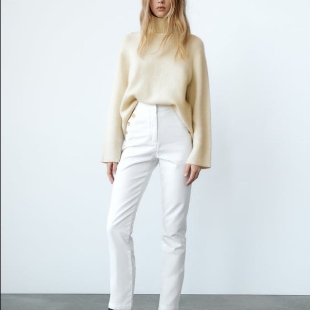 NWT Zara White Sailor Gold Button Straight Leg Jeans size Small